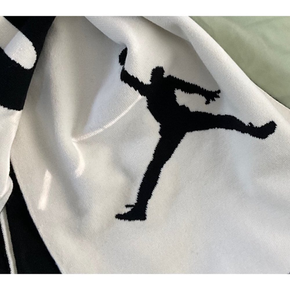 JORDAN Oversized Unisex Scarf - Picture 7 of 7